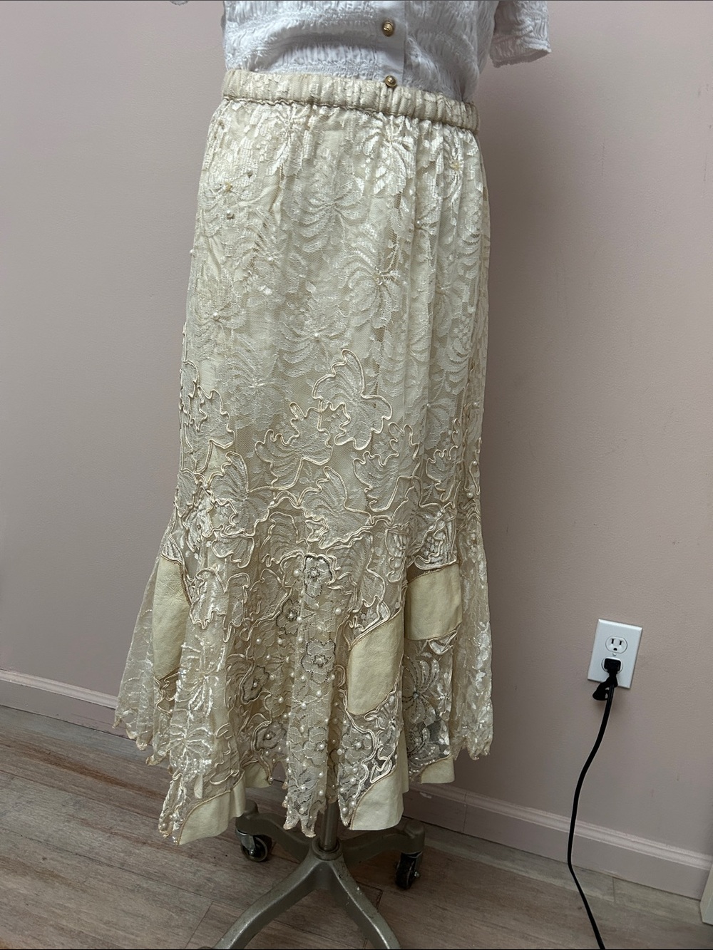 VTG lace suede layered beaded midi Floral Mermaid Skirt - Cream size M - Picture 11 of 14